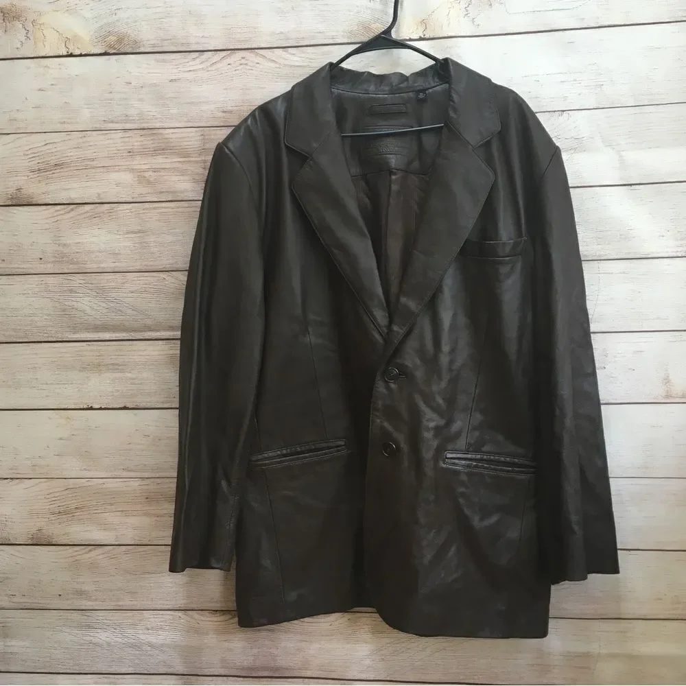 ROUNDTREE‎ AND YORKE BLAZER IN BROWN LEATHER